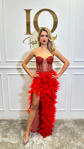 Rochie lungă roșie Kandy de la iqfashioncluj, material elegant, cu croială feminină și detalii sofisticate, pentru ocazii speciale