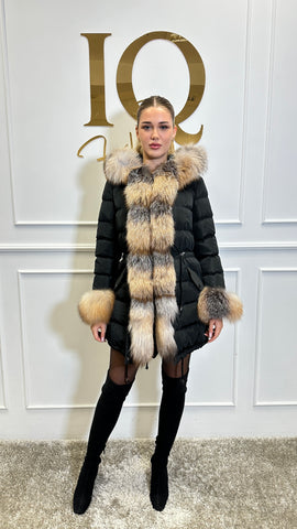 Black and gold ELVE STYLE SRL parka with a stylish design and hood, showcasing a sleek winter look.