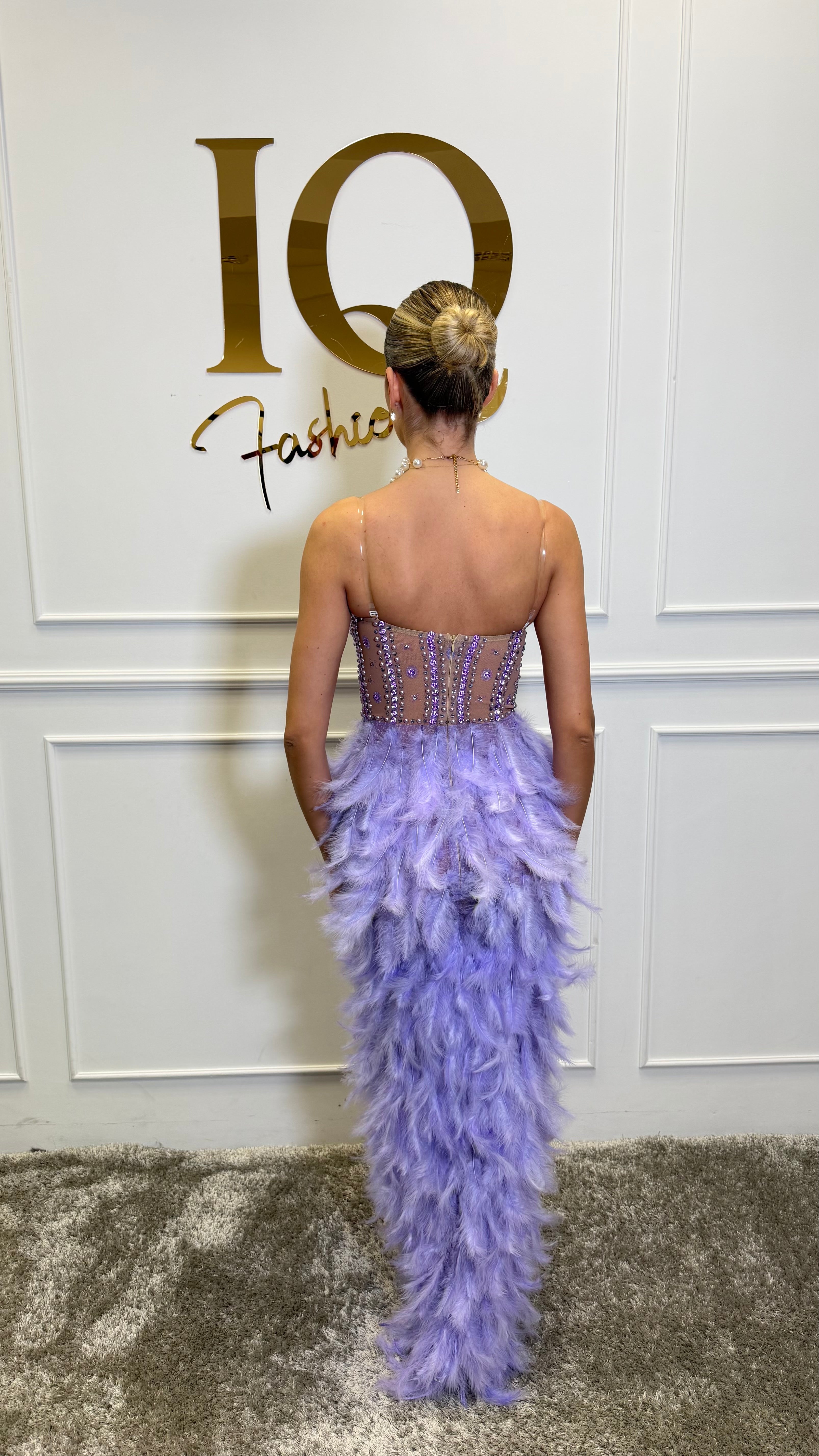 Rochie lungă Kandy Lila de la iqfashioncluj, rochie elegantă și stilată, în culoare violet, pentru evenimente speciale.