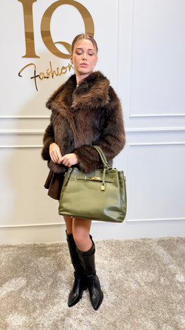Natural leather handbag Hermina by ELVE STYLE SRL with elegant design and sturdy handles, displayed on a neutral background.