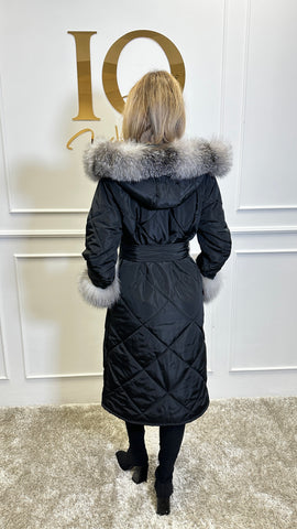Black and grey natural fur coat from Elve Style SRL, Haina fas cu blana naturala Leyla, showcasing soft fur and stylish design.