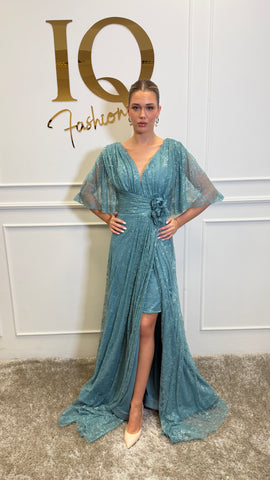 Rochie Sunrise Minth de la iqfashioncluj, croială elegantă și detalii moderne, vizibilă în imagine.