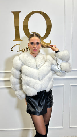 Haina blana Valery White - ELVE STYLE SRL