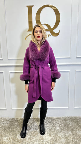 Fuchsia alpaca blazer from iqfashioncluj, Ami Blanuri style, featuring soft fabric and tailored fit, displayed on a hanger.